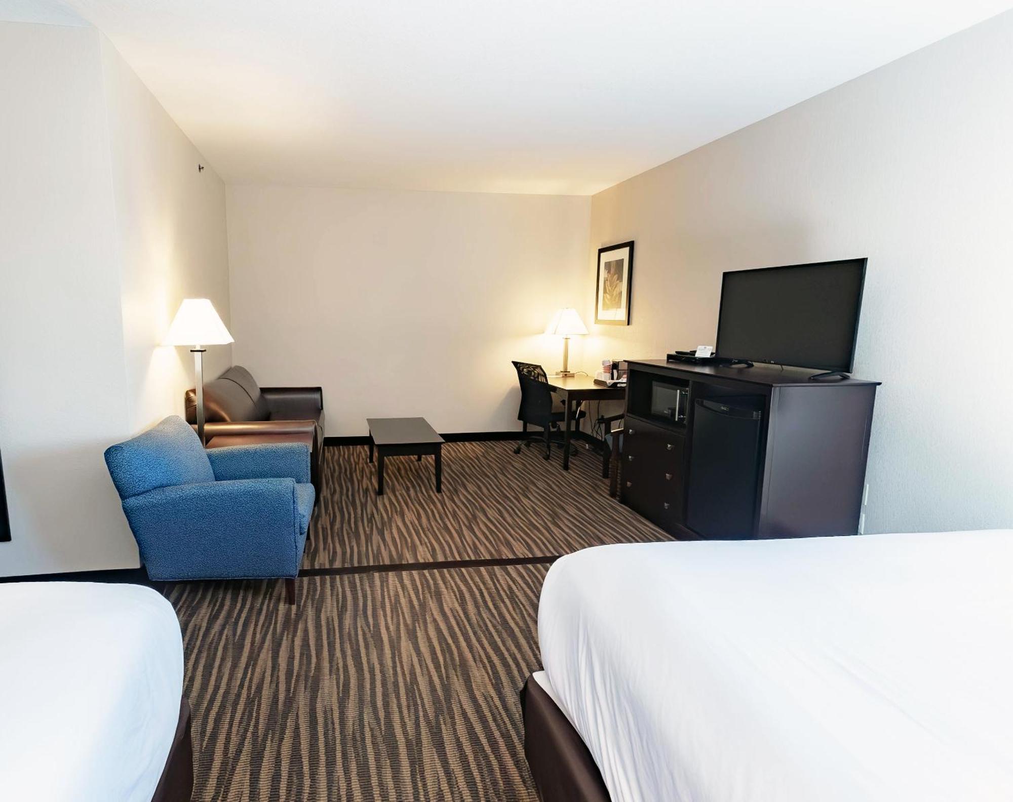 Cobblestone Inn & Suites Maryville ภายนอก รูปภาพ