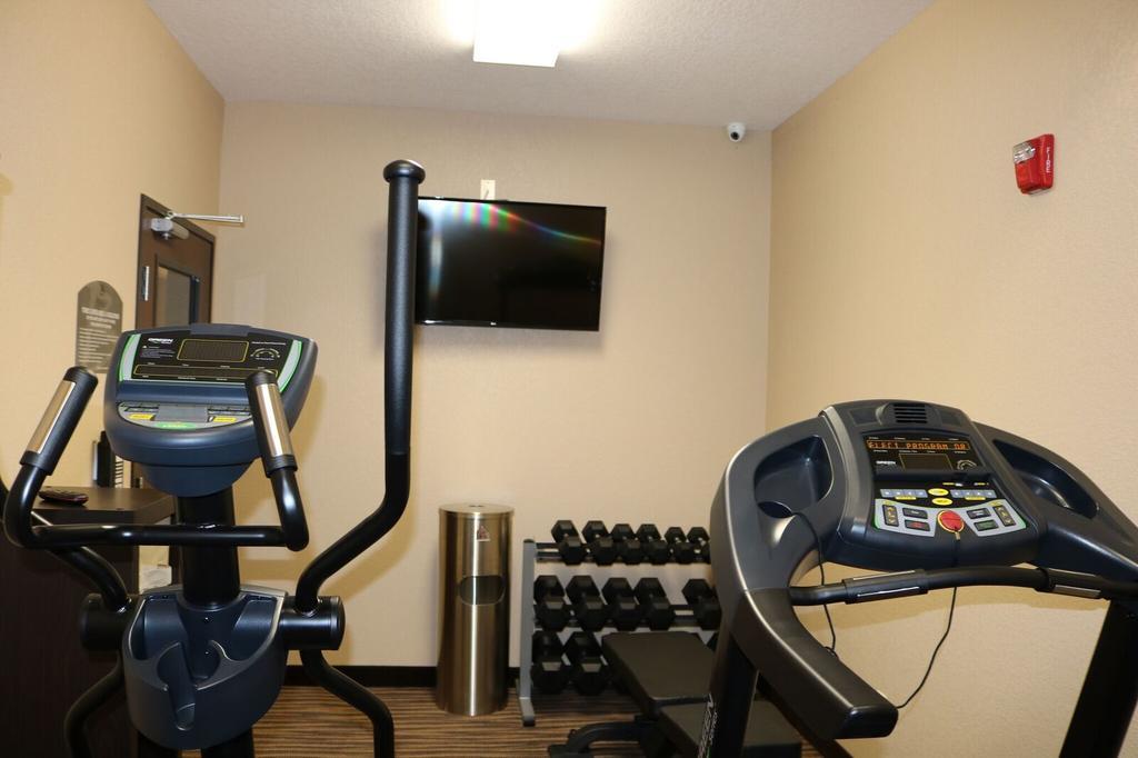 Cobblestone Inn & Suites Maryville ภายนอก รูปภาพ