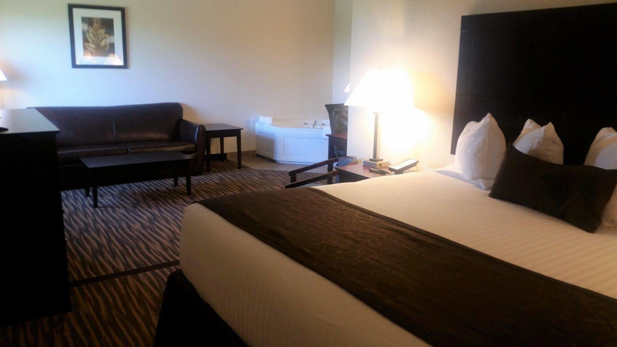 Cobblestone Inn & Suites Maryville ภายนอก รูปภาพ