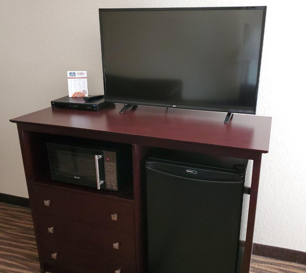Cobblestone Inn & Suites Maryville ภายนอก รูปภาพ